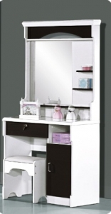 ban-trang-diem-R862