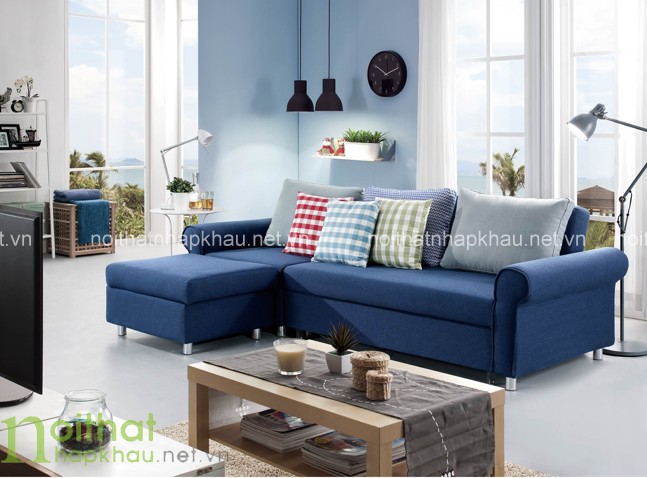 Phòng khách thoáng mát và nhẹ nhàng với mẫu sofa giường màu xanh đa năng