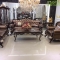 Việc sắp xếp nội thất một cách hợp lý giúp phòng khách gia đình bạn đẹp hơn sofa cổ điển FNK08